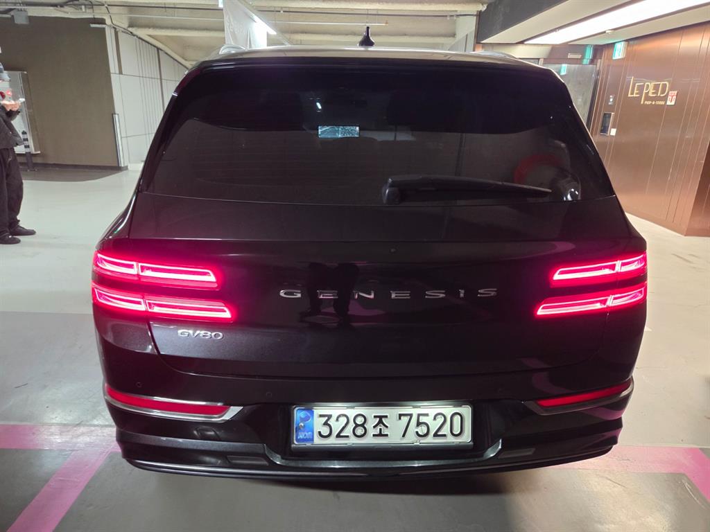 Genesis GV80 - Vista 4