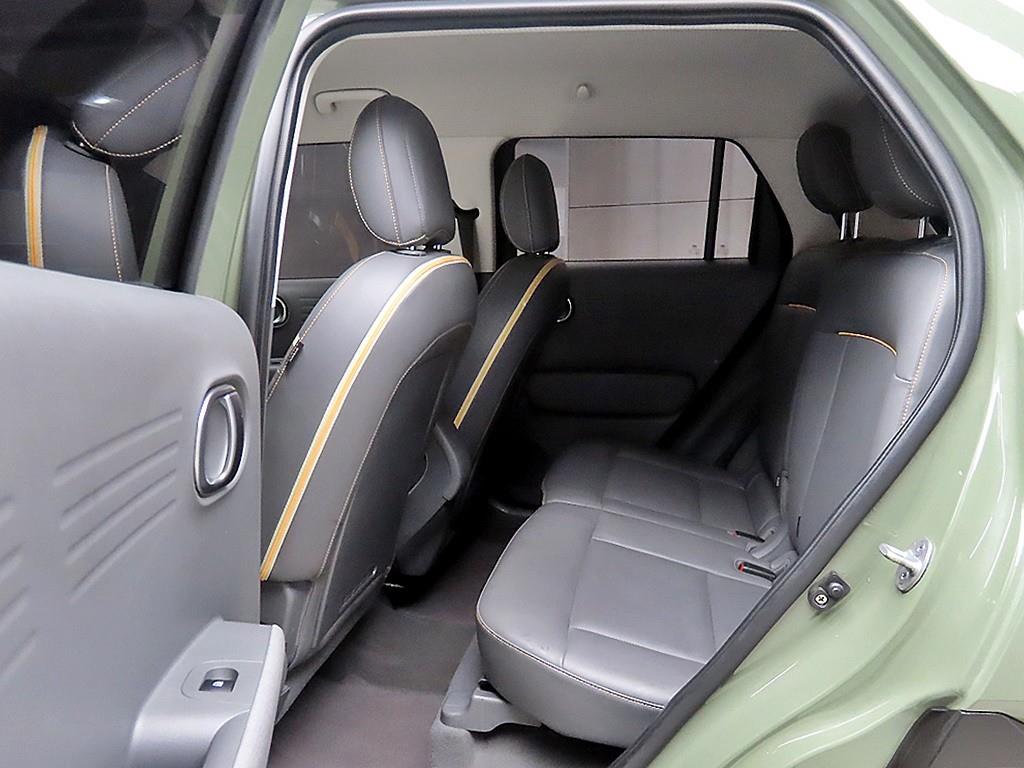 HYUNDAI Casper - Vista 6