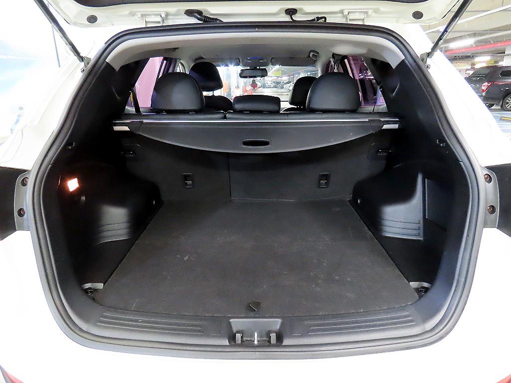 HYUNDAI Tucson 2012 Blanco - Importación desde Corea - HF Imports Iquique - Foto 17