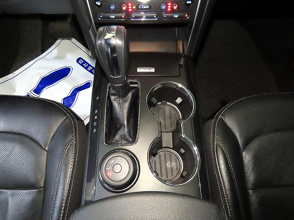 Ford Explorer - Vista 12