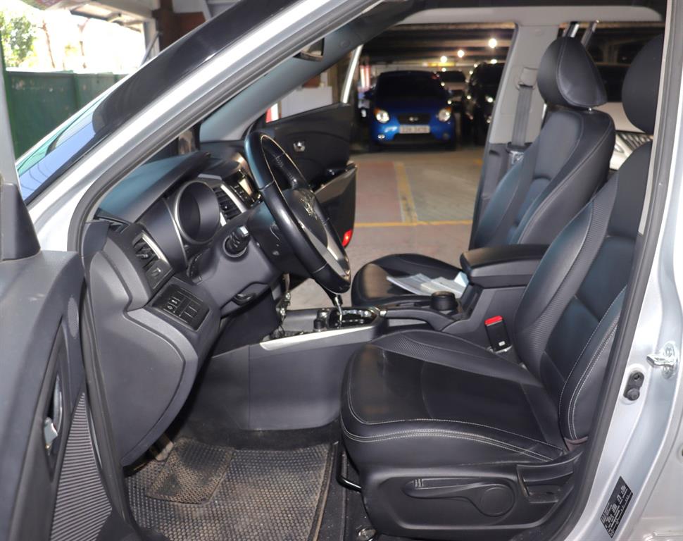 Ssangyong Tivoli 2015 Blanco - Importación desde Corea - HF Imports Iquique - Foto 9