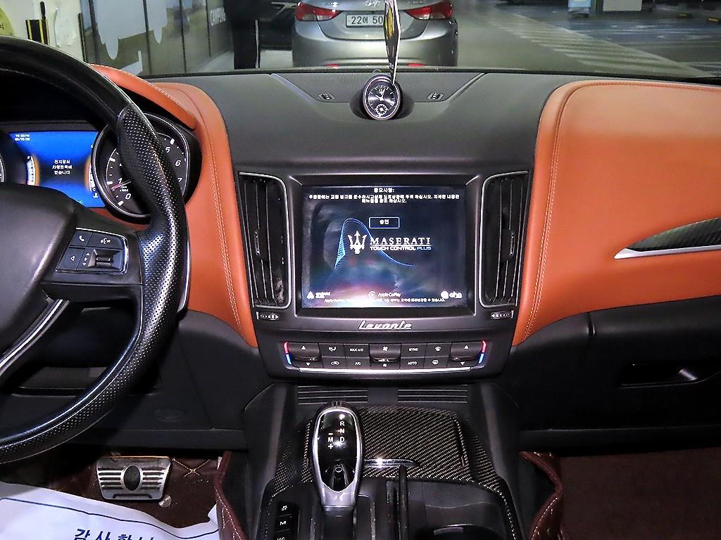 Maserati Levante - Vista 11