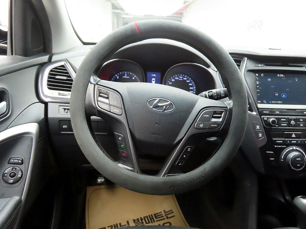 HYUNDAI Santa Fe - Vista 7