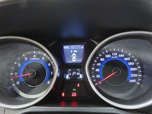 HYUNDAI Avante - Vista 12