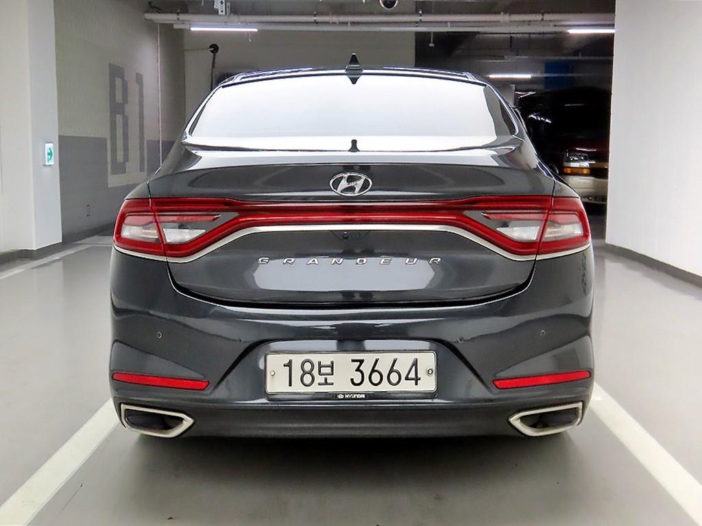 HYUNDAI Grandeur - Vista 3