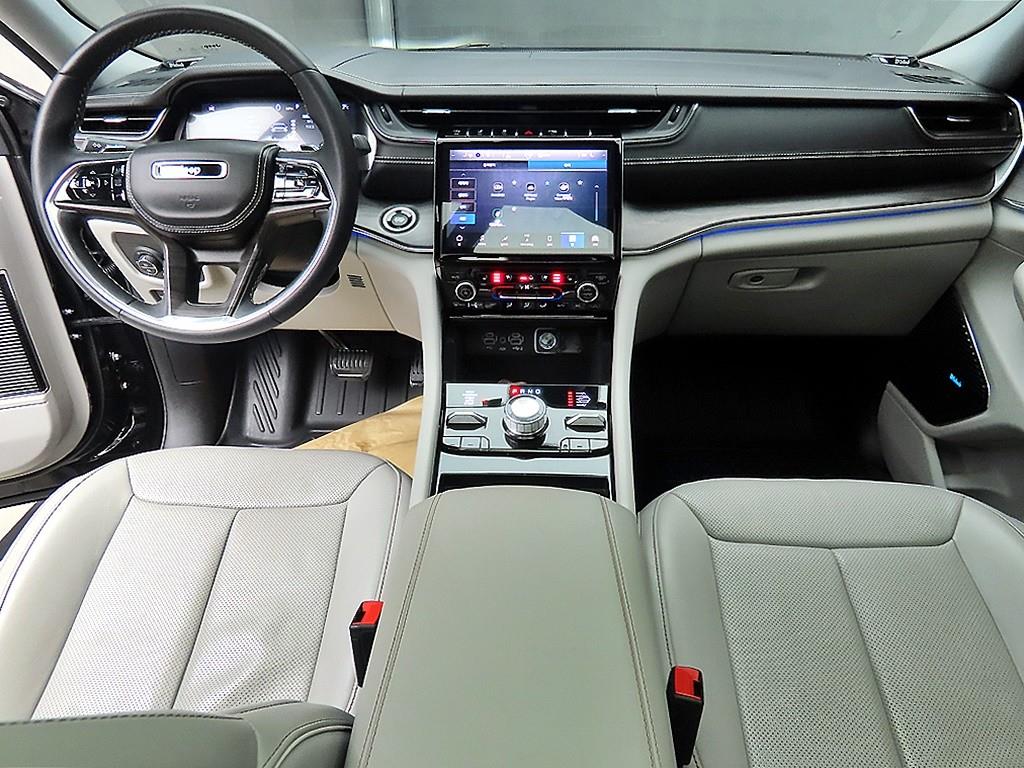 Jeep Cherokee - Vista 7