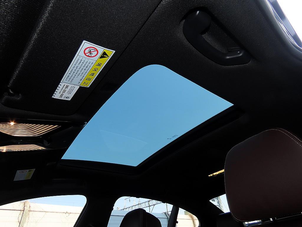 BMW 5 Series 2019 Negro - Importación desde Corea - HF Imports Iquique - Foto 17