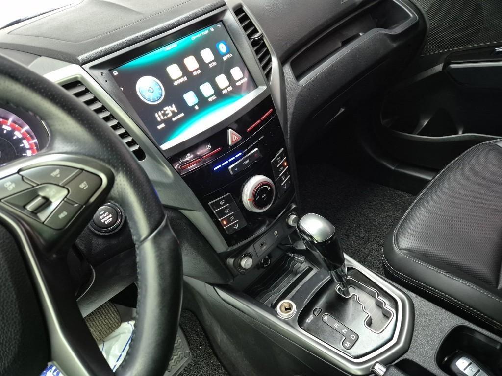 Ssangyong Tivoli - Vista 10