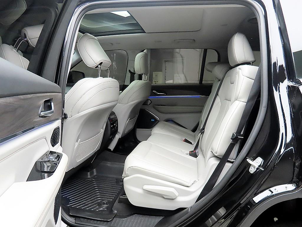 Jeep Cherokee - Vista 6