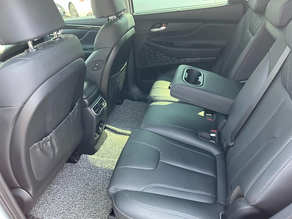 HYUNDAI Santa Fe 2023 Blanco - Importación desde Corea - HF Imports Iquique - Foto 18