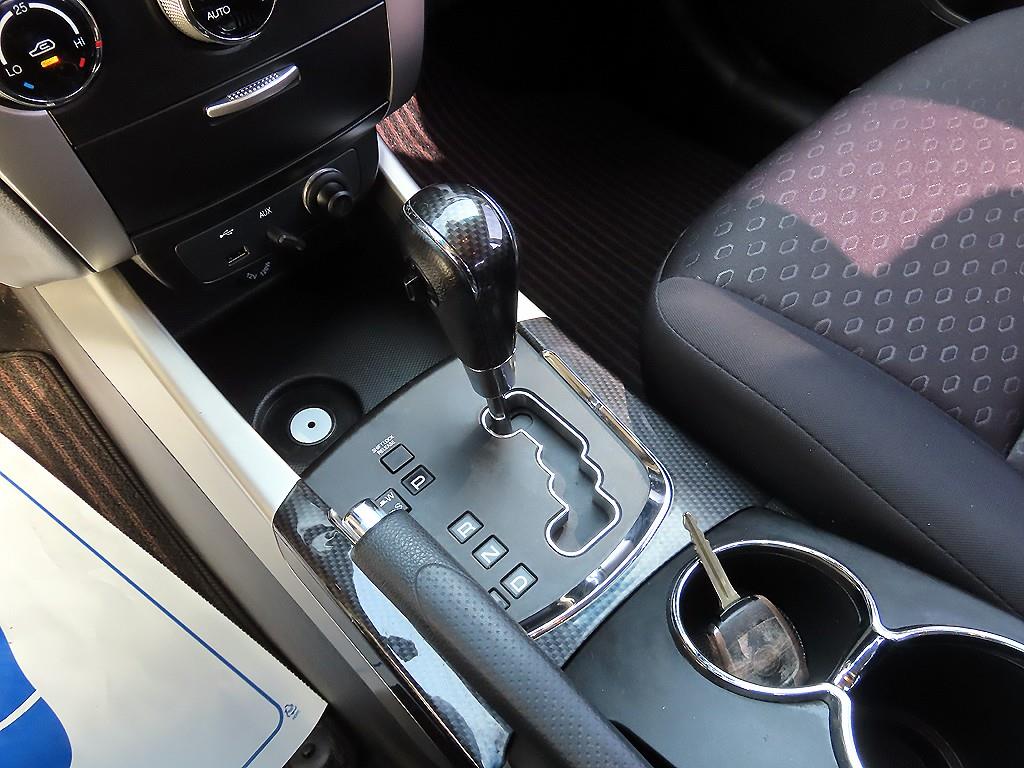 Ssangyong Korando - Vista 10