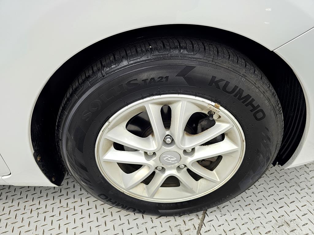 HYUNDAI i30 2016 Blanco - Importación desde Corea - HF Imports Iquique - Foto 20