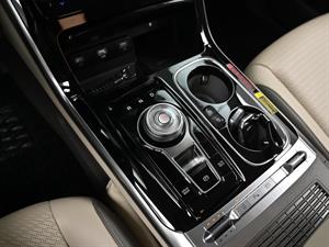 KIA Carnival - Vista 12