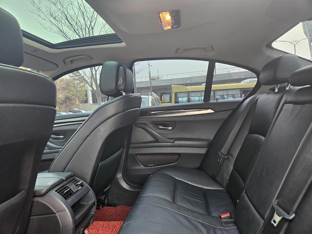 BMW 5 Series - Vista 12