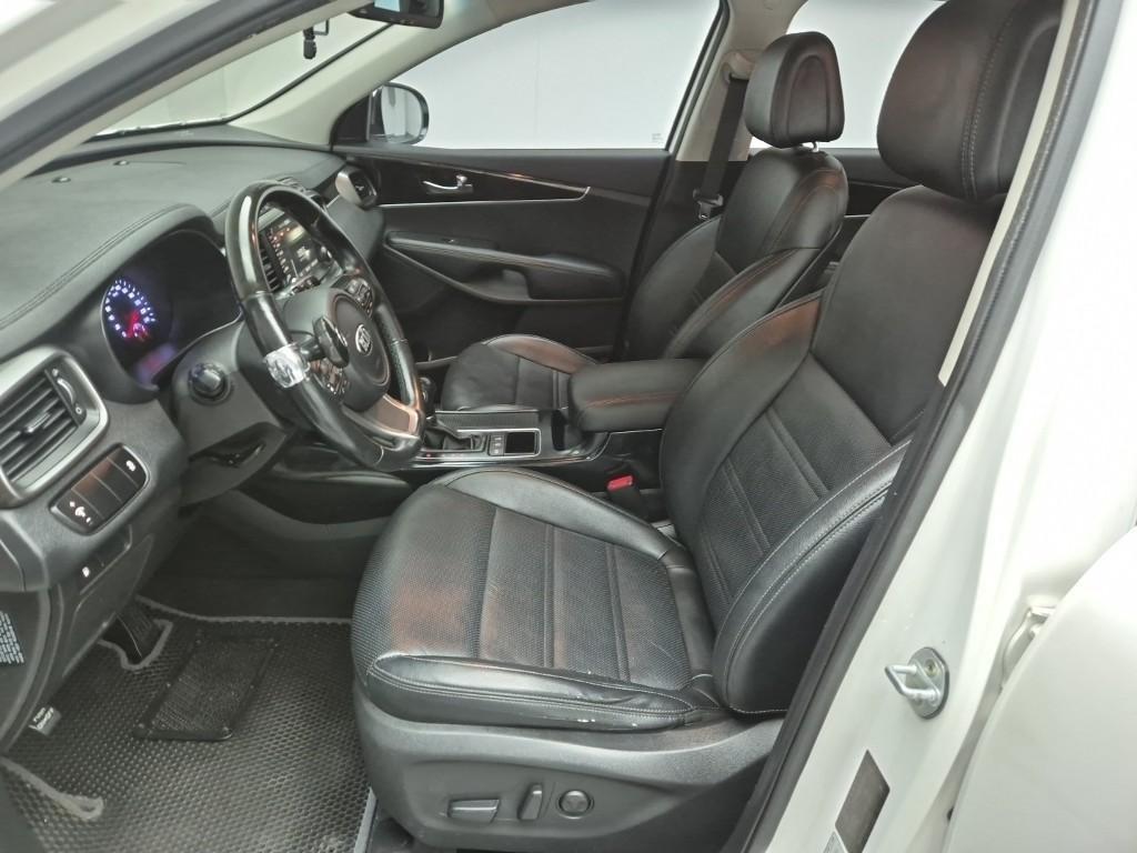 KIA Sorento - Vista 11