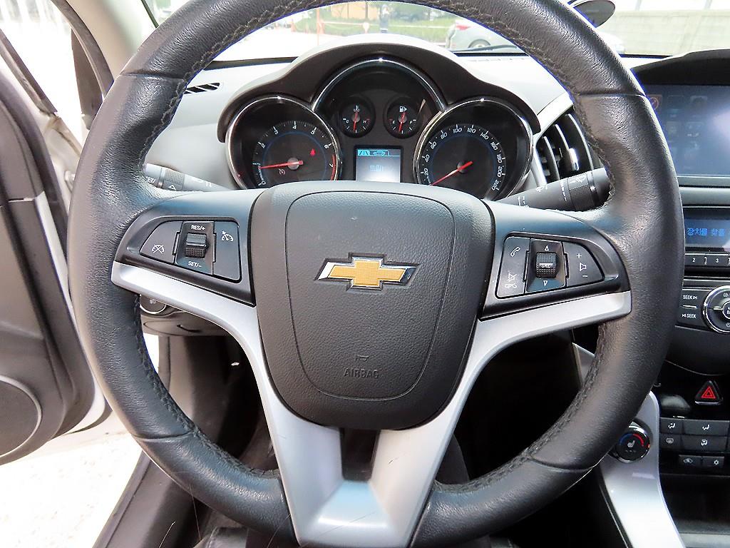 Chevrolet Cruise - Vista 8