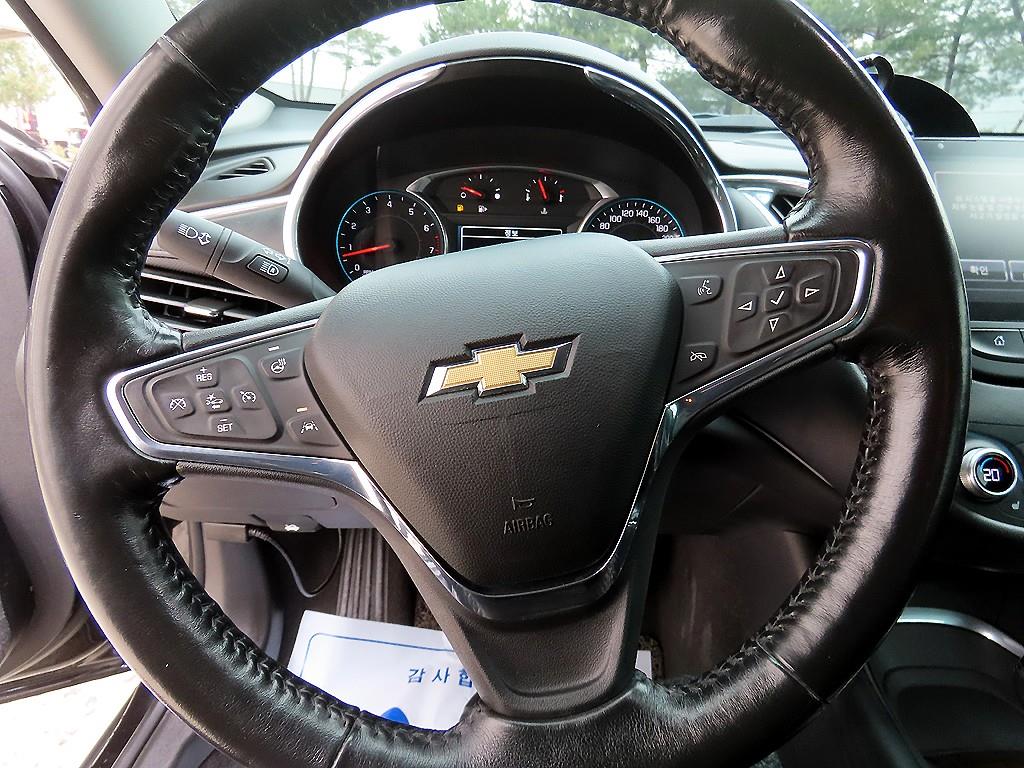 Chevrolet Malibu - Vista 8