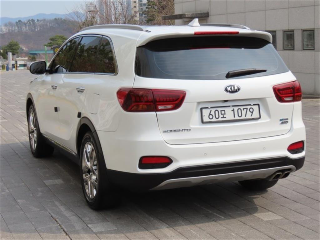 KIA Sorento - Vista 7