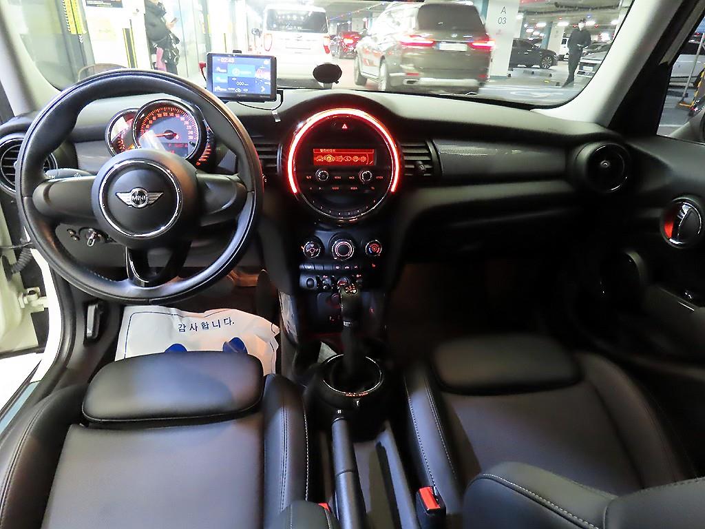 Mini Cooper - Vista 10