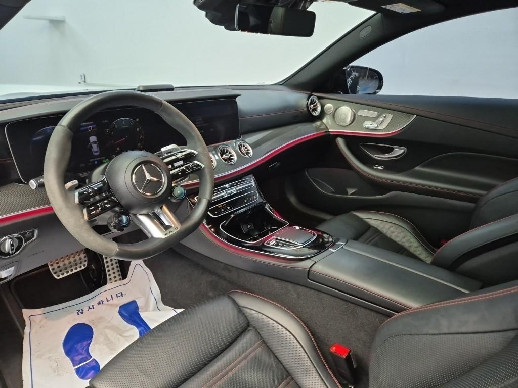 Mercedes Benz E class - Vista 7