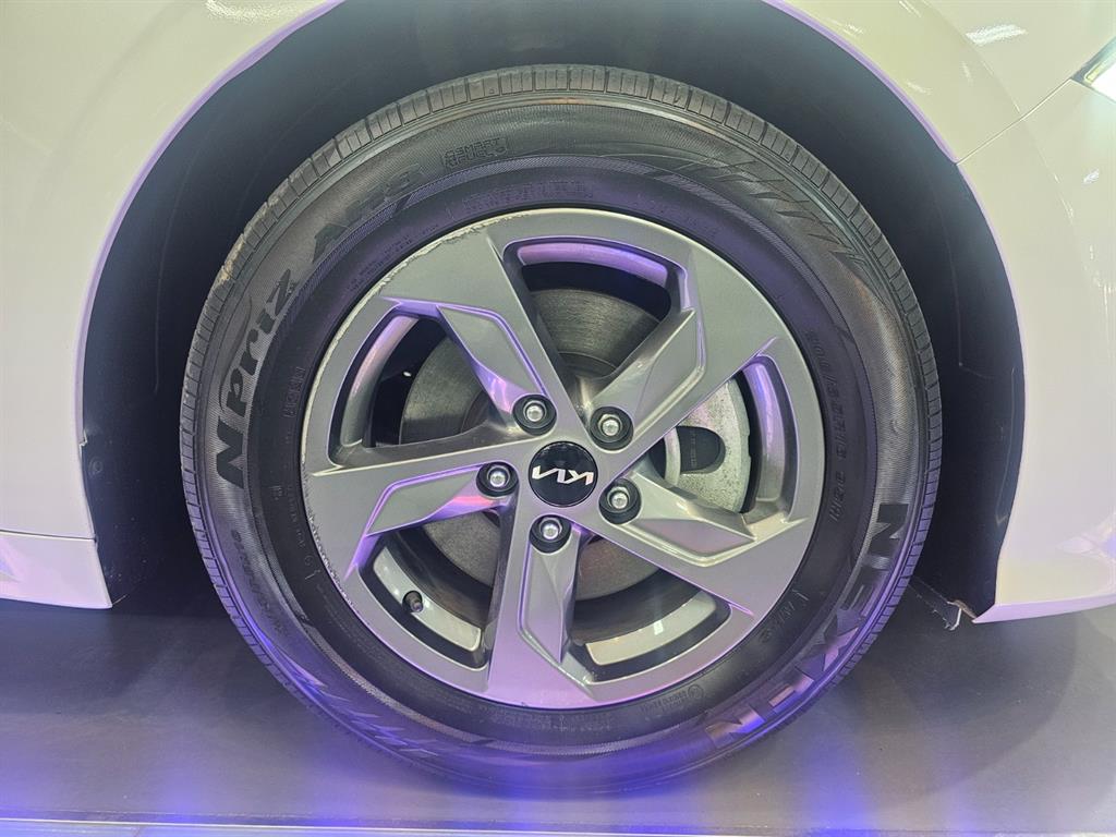 KIA K5 2022 Blanco - Importación desde Corea - HF Imports Iquique - Foto 16