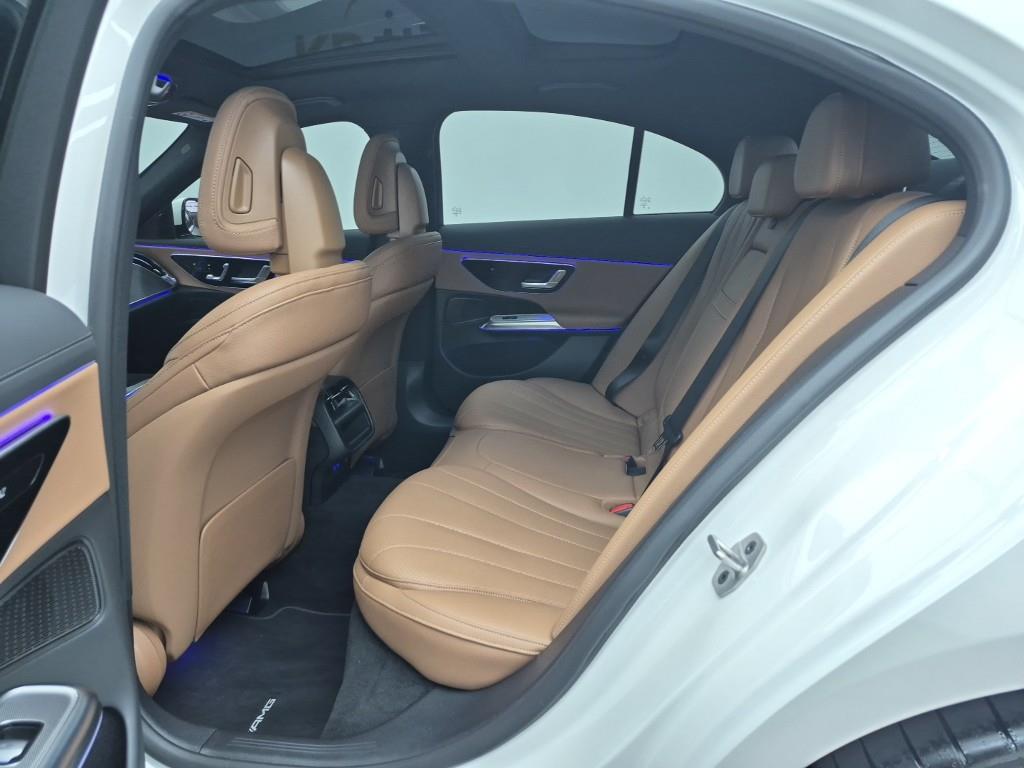 Mercedes Benz E class - Vista 12