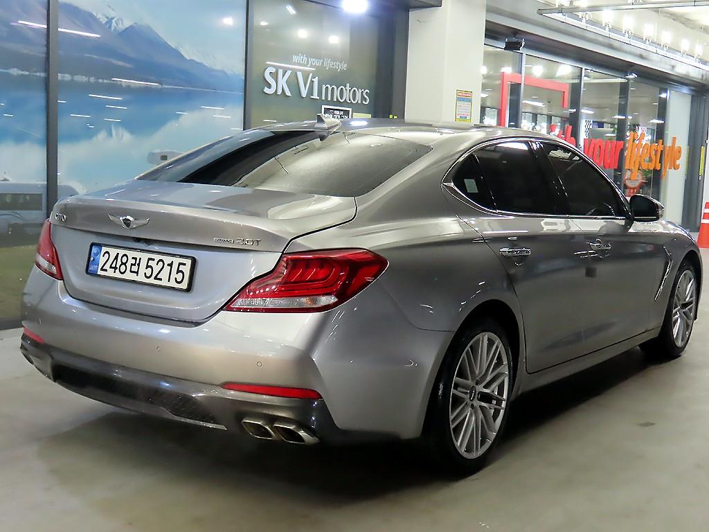 Genesis G70 - Vista 4