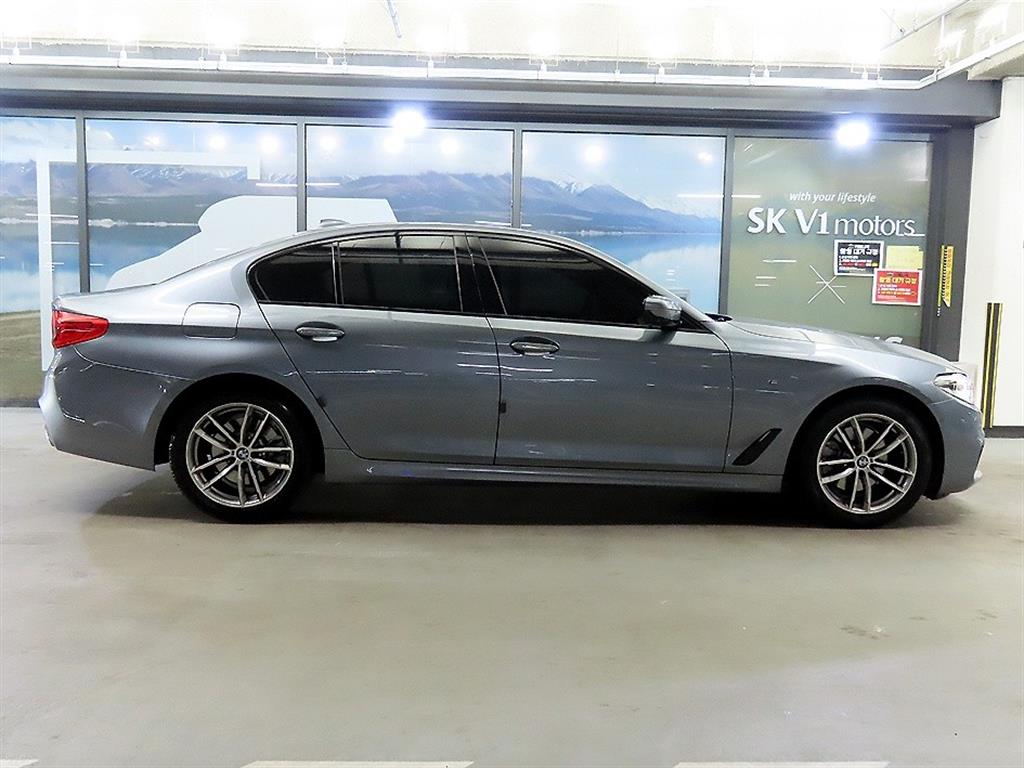 BMW 5 Series - Vista 3