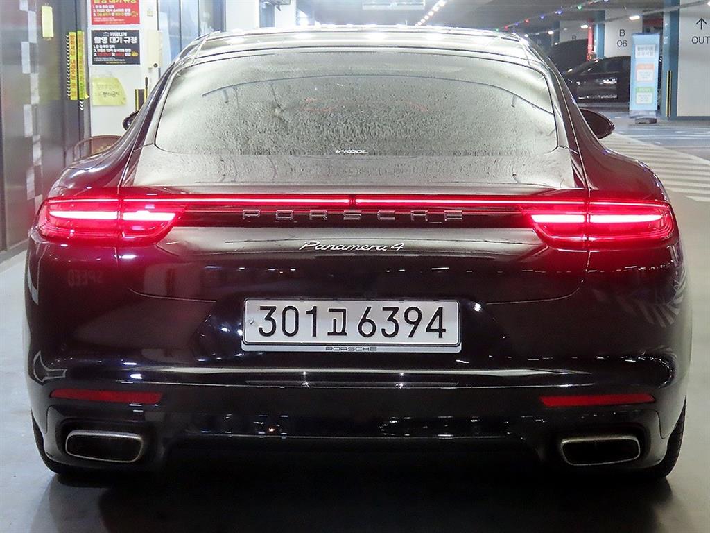 Porsche Panamera - Vista 5