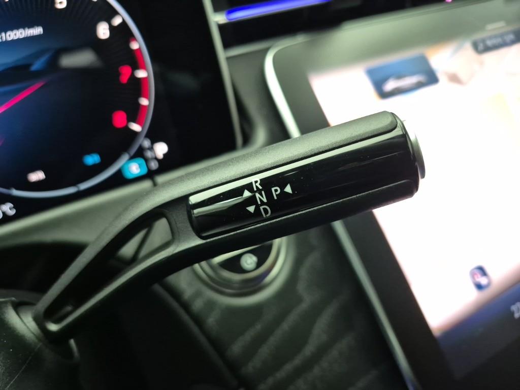 Mercedes Benz E class - Vista 8