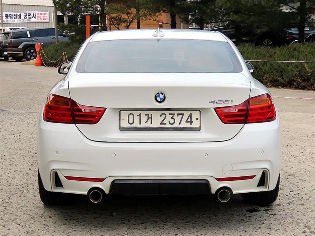 BMW 4 Series - Vista 4