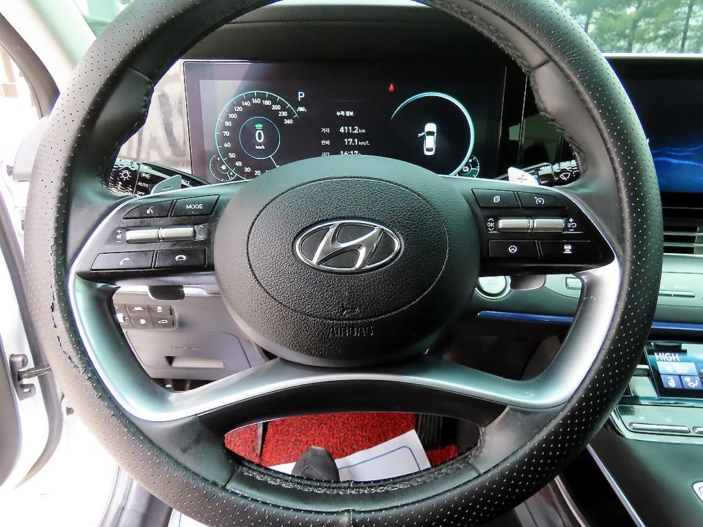 HYUNDAI Grandeur - Vista 8