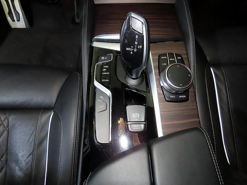 BMW 5 Series - Vista 12