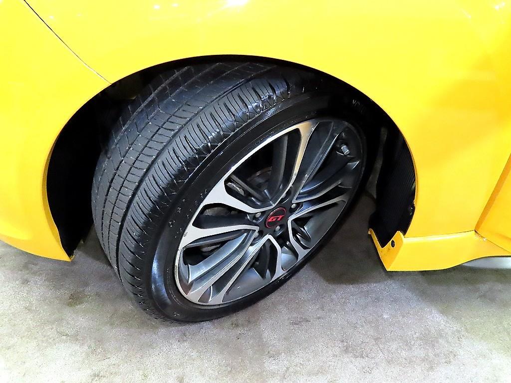 HYUNDAI Veloster 2015 Amarillo - Importación desde Corea - HF Imports Iquique - Foto 20