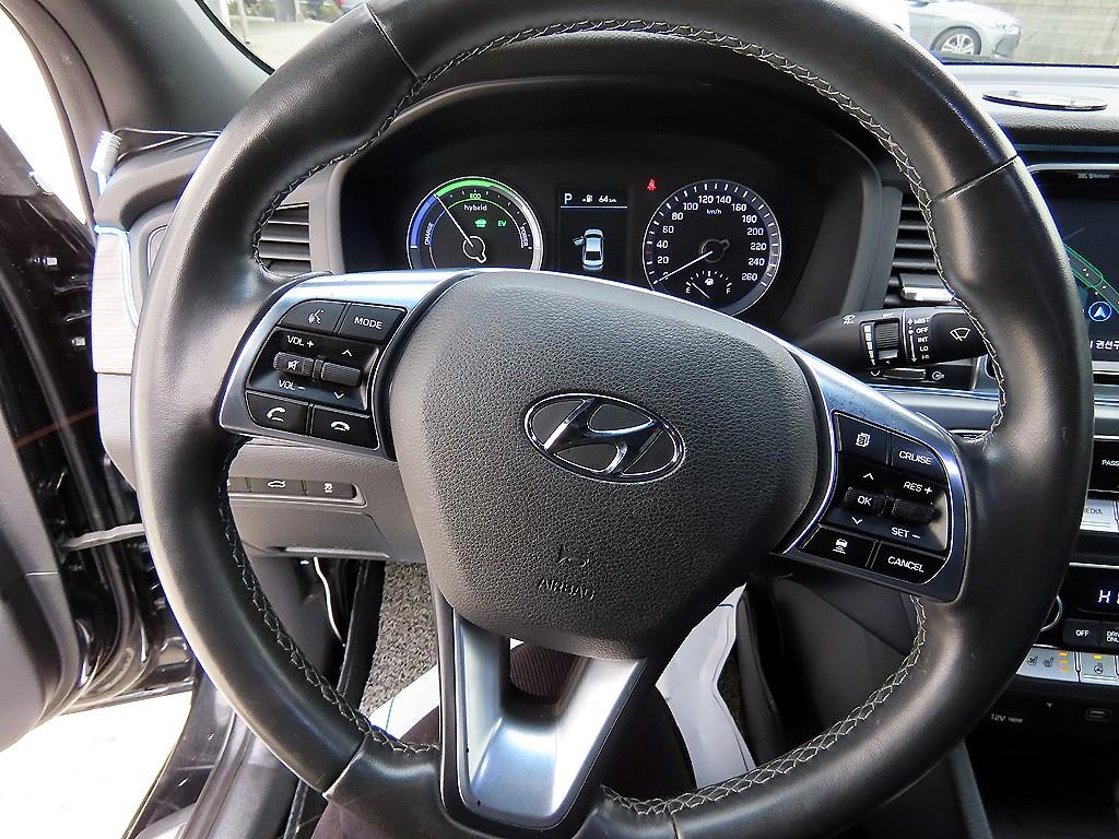 HYUNDAI Sonata - Vista 8