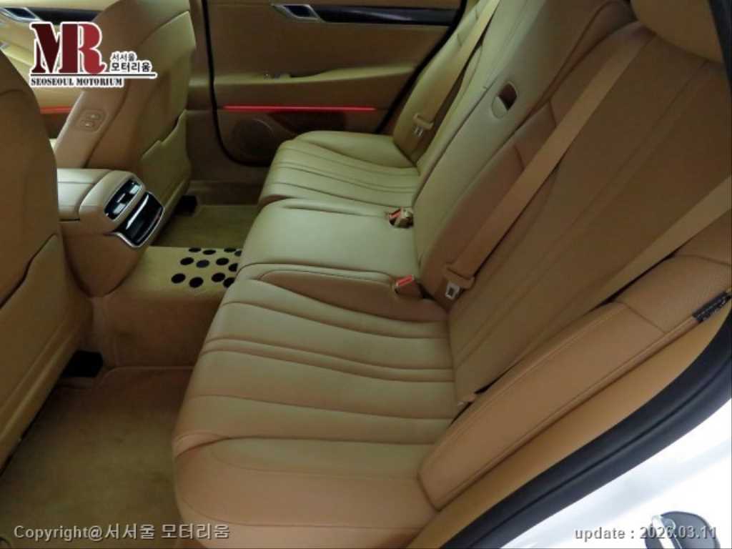 Genesis G80 - Vista 6