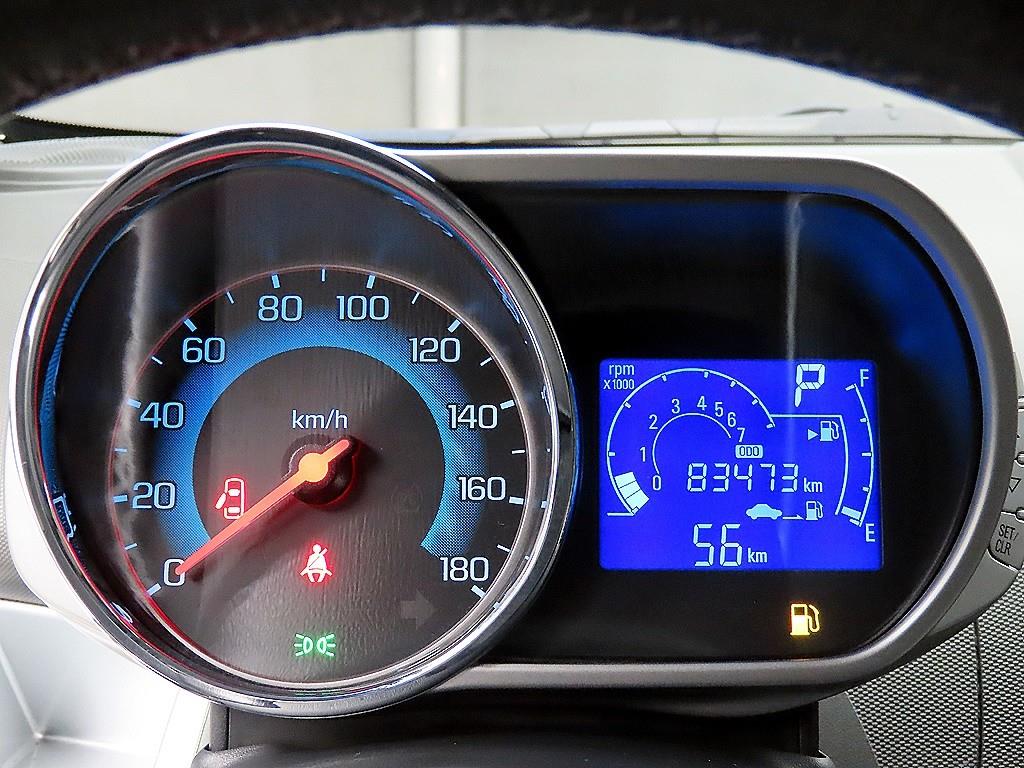 Chevrolet Spark - Vista 8