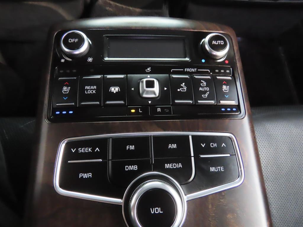 KIA K9 2013 Negro - Importación desde Corea - HF Imports Iquique - Foto 7