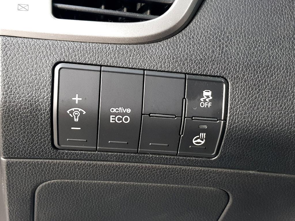 HYUNDAI i30 - Vista 12