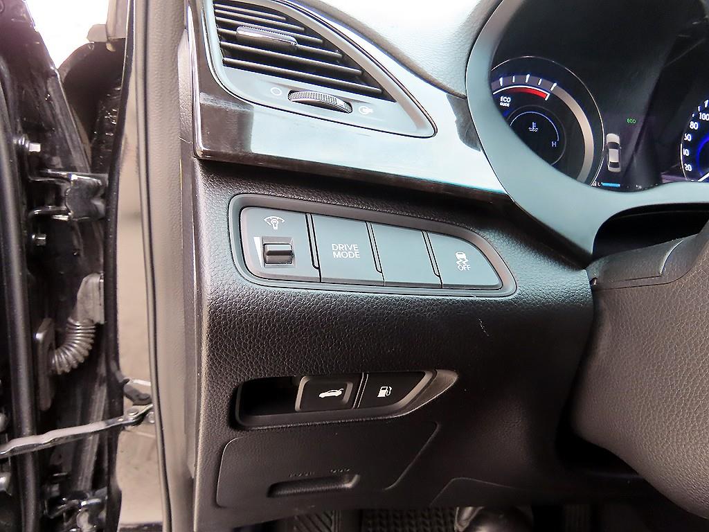 HYUNDAI Grandeur - Vista 12