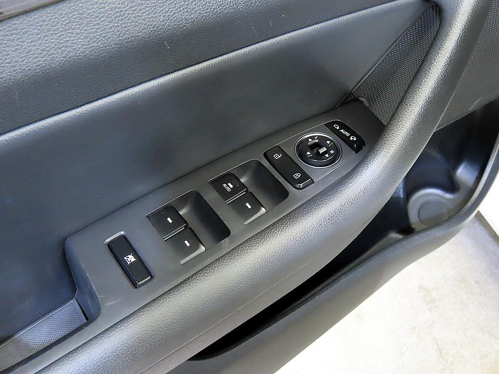 HYUNDAI Sonata 2015 Blanco - Importación desde Corea - HF Imports Iquique - Foto 13