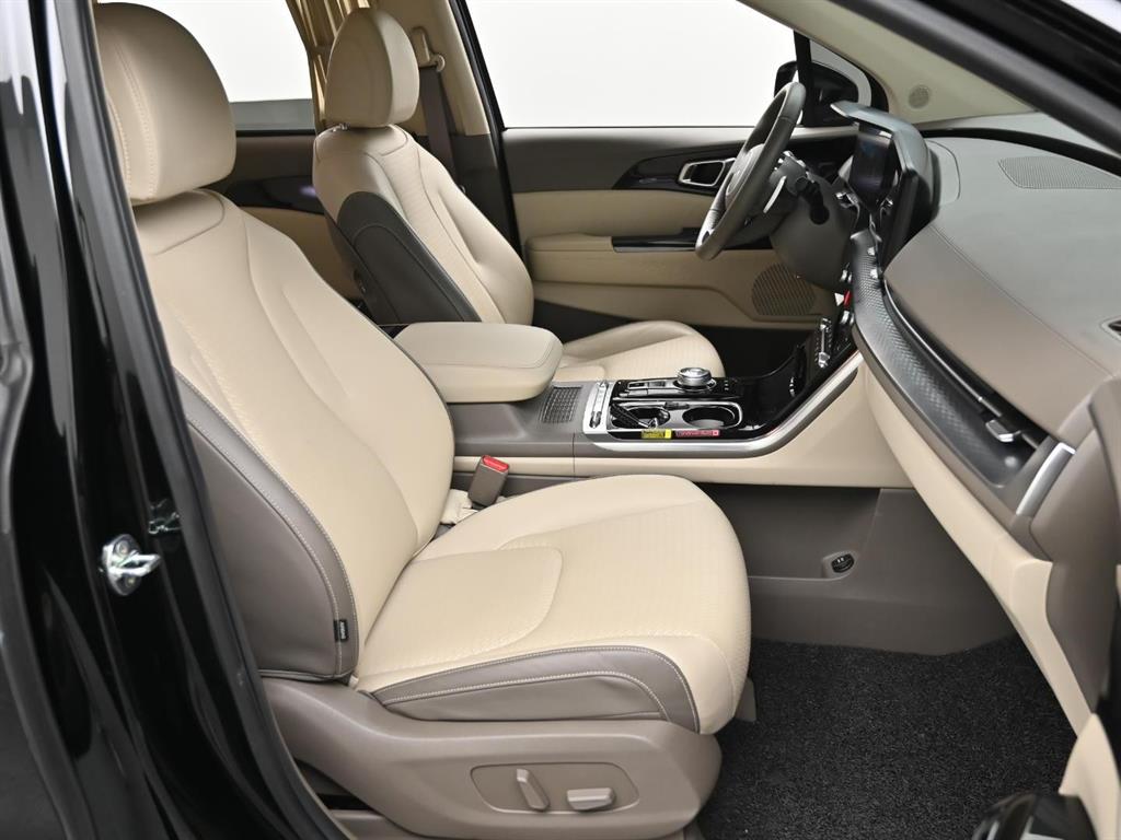 KIA Carnival 2023 Negro - Importación desde Corea - HF Imports Iquique - Foto 9