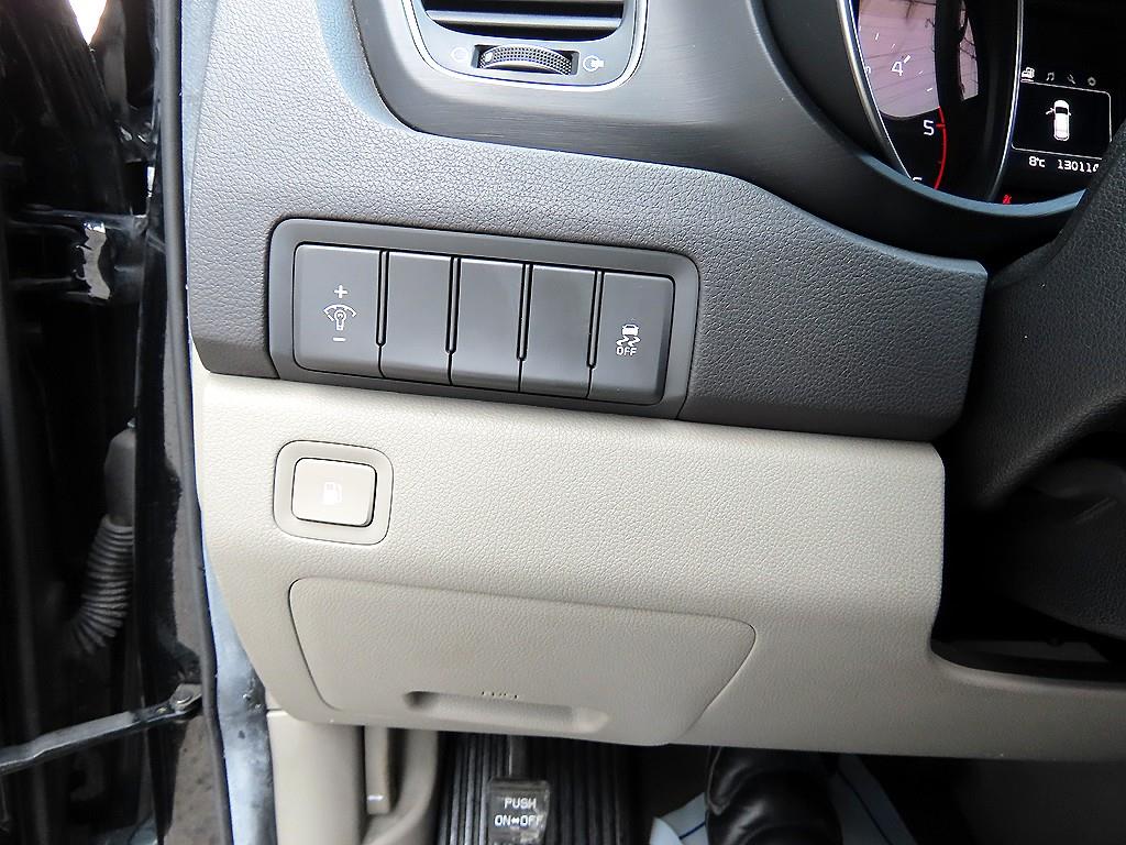 KIA Carnival 2015 Negro - Importación desde Corea - HF Imports Iquique - Foto 13