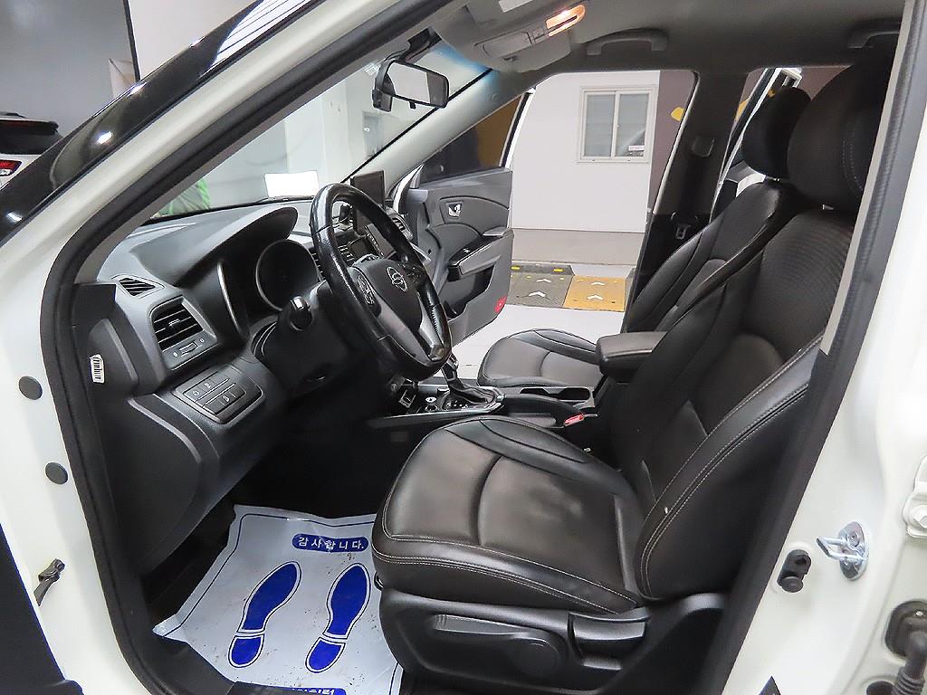 Ssangyong Tivoli 2019 Blanco - Importación desde Corea - HF Imports Iquique - Foto 11