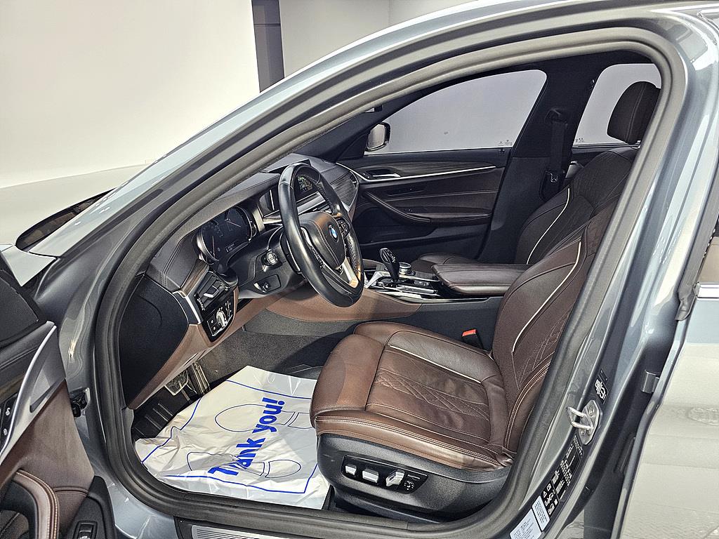 BMW 5 Series - Vista 8