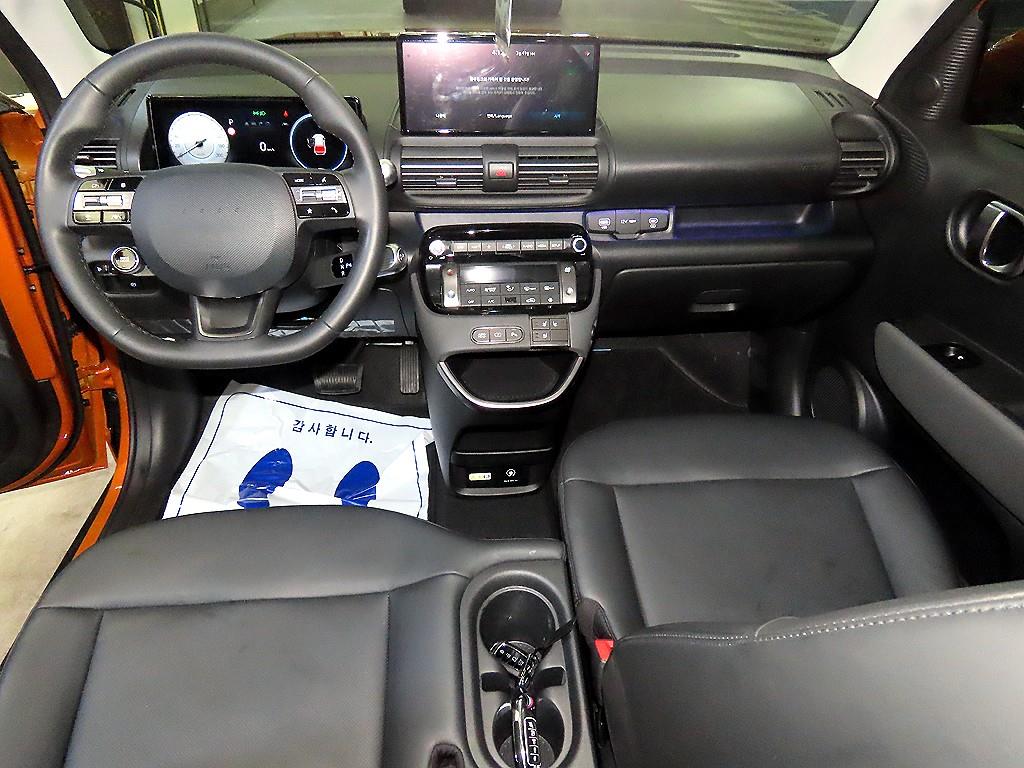 HYUNDAI Casper - Vista 10