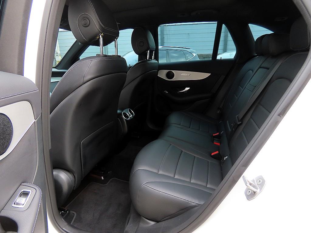 Mercedes Benz GLC Class - Vista 6