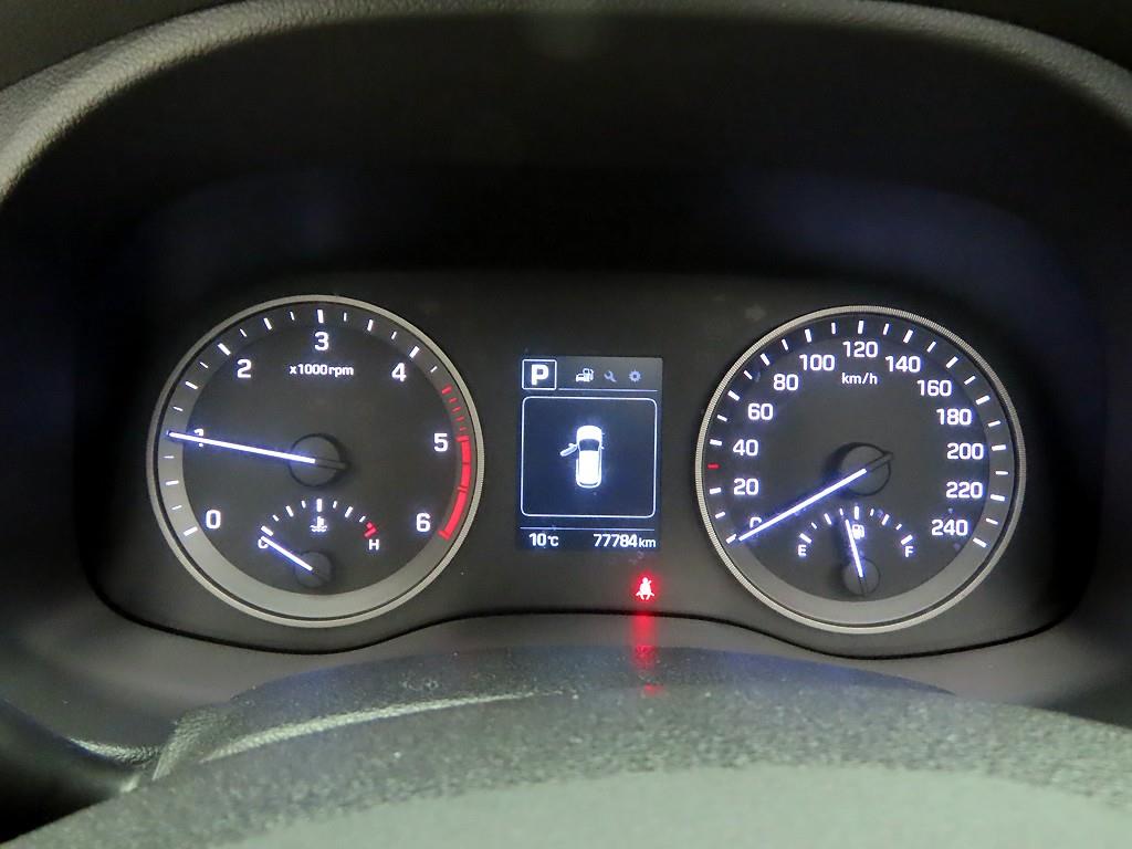 HYUNDAI Tucson - Vista 5