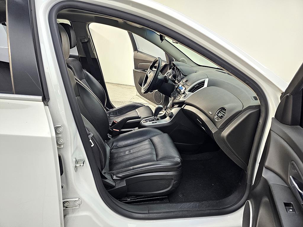 Chevrolet Cruise - Vista 10