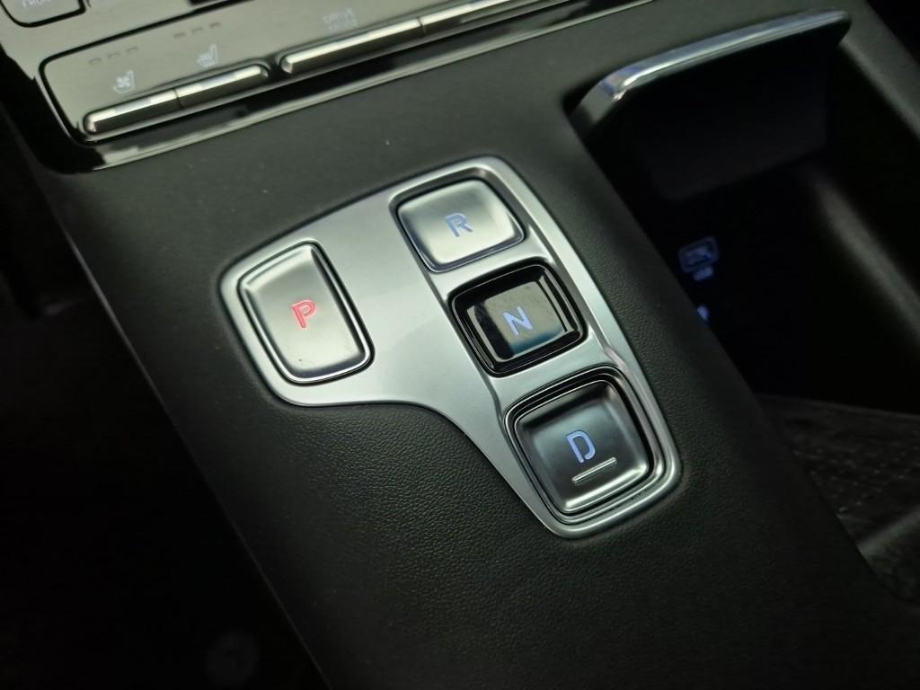 HYUNDAI Grandeur - Vista 8